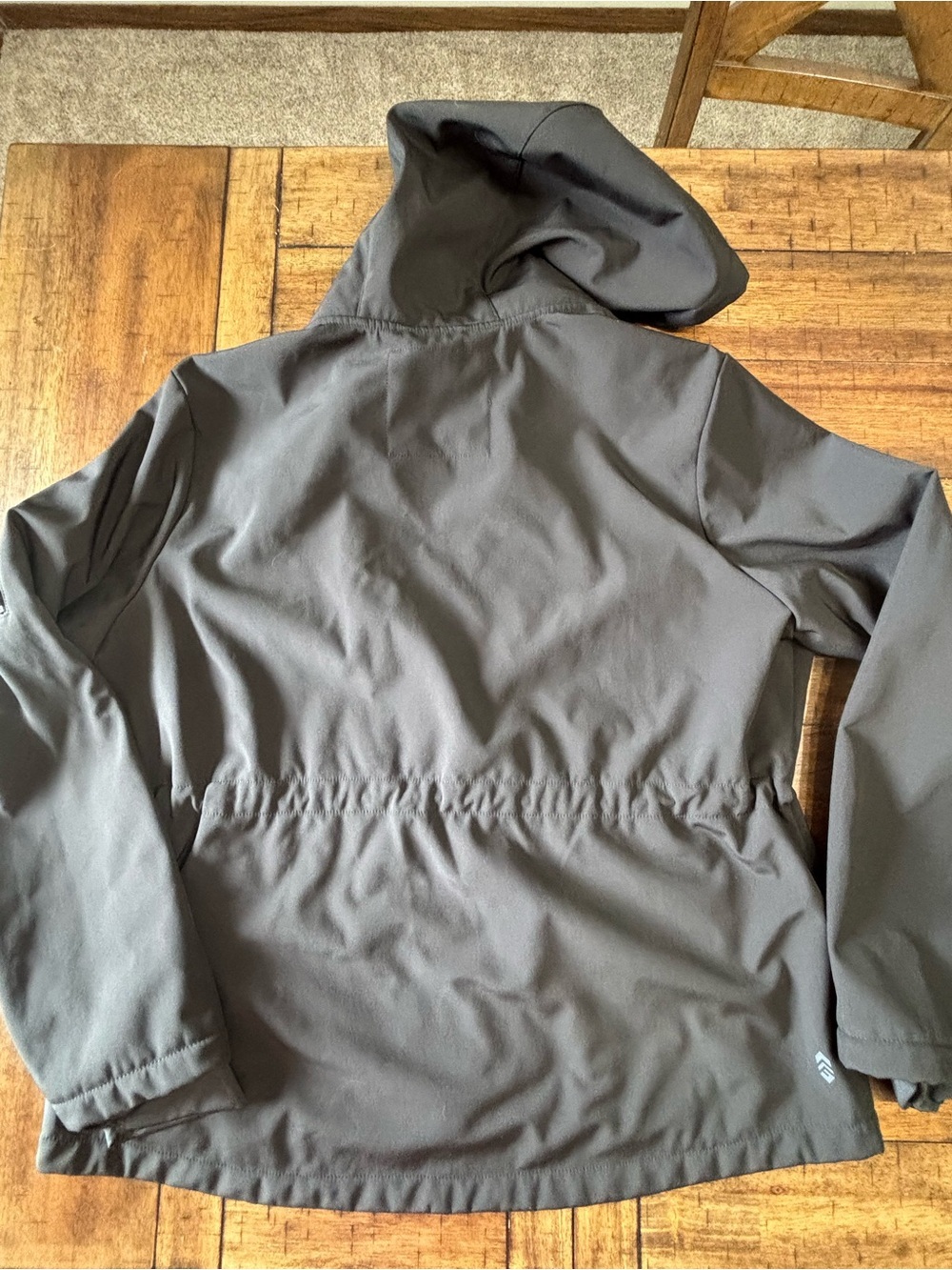 Free Country women’s black Hooded Performance Softshell Jacket - Picture 4 of 8